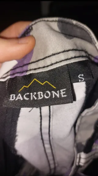 Pantalón camuflaje morado y gris