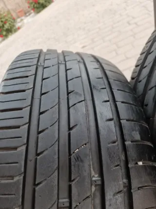 Neumáticos Kumho 245/50 R19 105W
