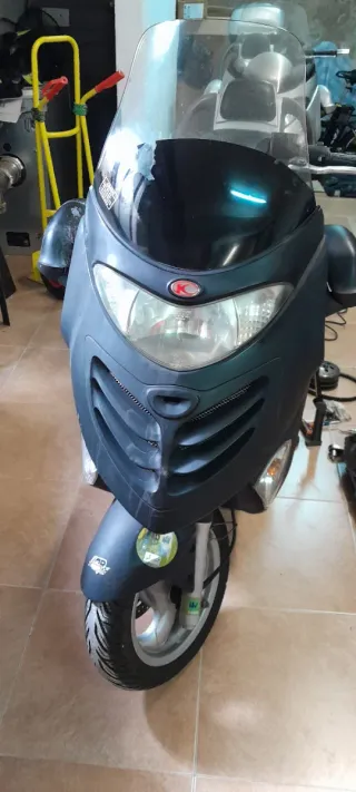 Lote Plásticos, Retrovisores y Asidero Moto