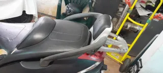 Lote Plásticos, Retrovisores y Asidero Moto