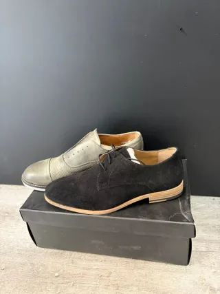 Lote 2 pares zapatos hombre Talla 42