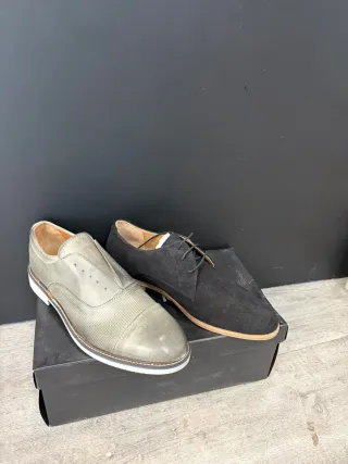 Lote 2 pares zapatos hombre Talla 42