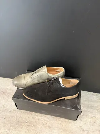 Lote 2 pares zapatos hombre Talla 42