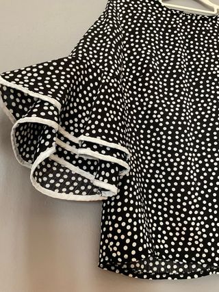 Blusa Flamenca Lunares Blanco y Negro