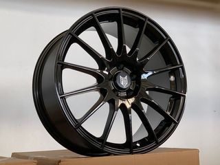 Proximamente! fox 004 8X18 5X114.3 ET45 BLACK