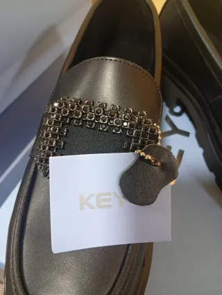 Keys donna in vera pelle  Misure 37-41