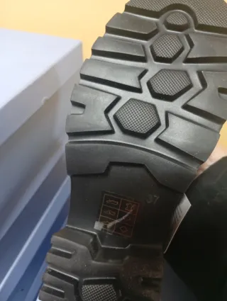 Keys donna in vera pelle  Misure 37-41