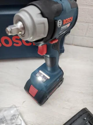 Bosch Professional System atornillador 18V-320 C