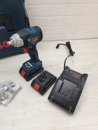 Bosch Professional System atornillador 18V-320 C