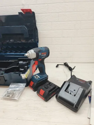 Bosch Professional System atornillador 18V-320 C