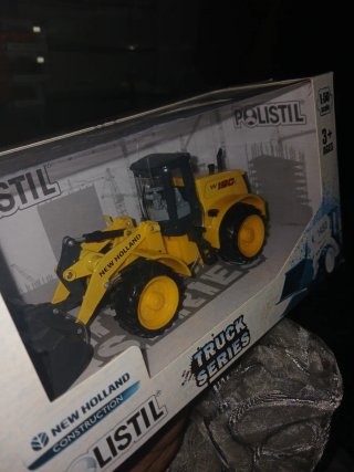 Polistil New Holland W190 Die Cast