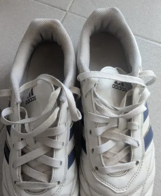 Botas de fútbol Adidas AdiQuestra TRX FG 43.5