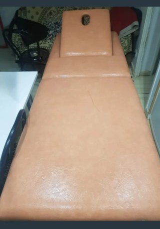 Camilla de masaje plegable portátil (color beige)