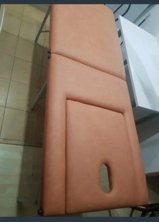 Camilla de masaje plegable portátil (color beige)