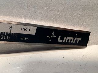 Calibrador digital Limit 200mm