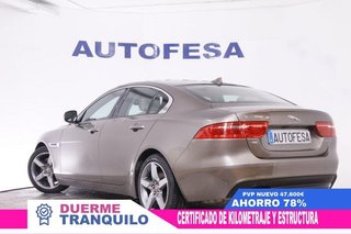 Jaguar XE 2.0D PURE AUTO 180CV 4P
