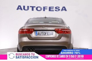 Jaguar XE 2.0D PURE AUTO 180CV 4P