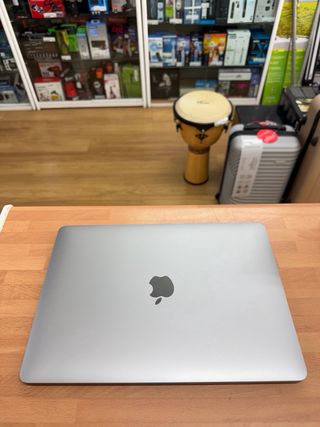 MacBook Pro 13" 2018 i5 16GB RAM 256GB SSD