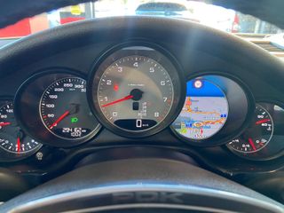 Porsche Panamera 4S 2016