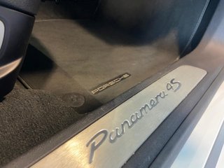 Porsche Panamera 4S 2016