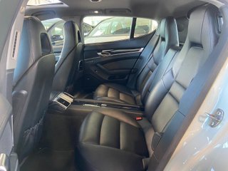 Porsche Panamera 4S 2016