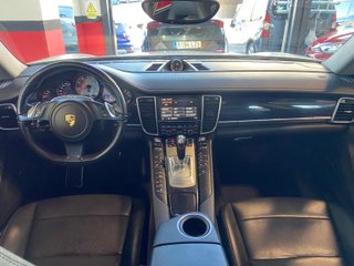 Porsche Panamera 4S 2016