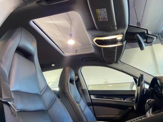 Porsche Panamera 4S 2016