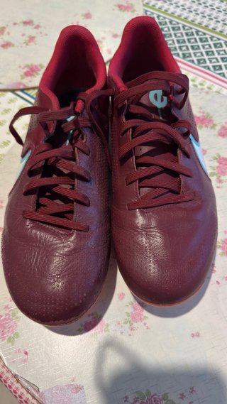 Zapatillas Nike Tiempo Futbol Rojas y Turquesa