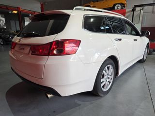 Honda Accord TOURER 2.0 iVTEC Elegance