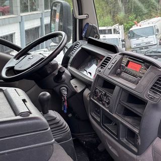 Nissan Cabstar NT400 Cesta Elevadora Scorpion 1812 | 2019 | 22.000 km | Nacional