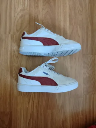 Deportivas Puma Blancas y granate Talla 36
