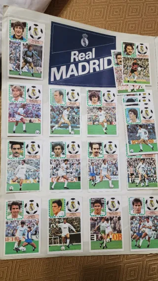 Álbum Cromos Liga 83-84 1ª División