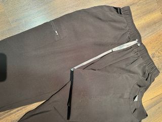 Conjunto Casaca y Pantalón Negro (clinica)