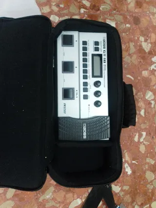 Pedalera Boss GT-1B + Custodia