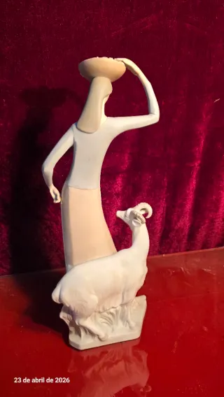 Figura porcelana Lladró Aldeana Hebrea