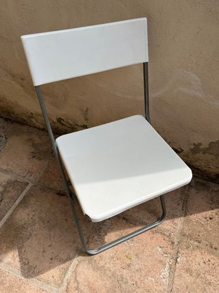 Sillas plegables IKEA blancas