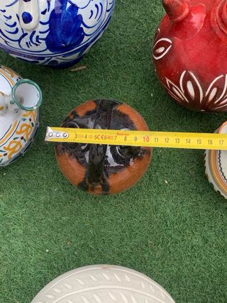 Lote 27 botijos de cerámica