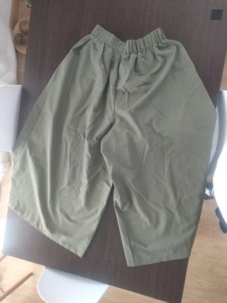 Pantalón verde oliva