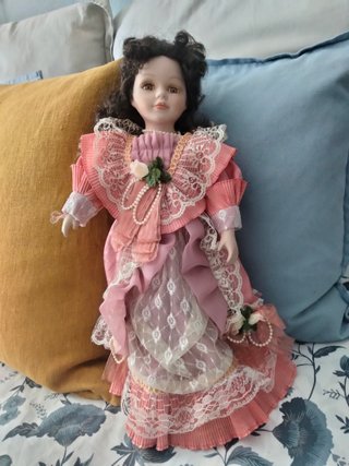 Muñeca de porcelana antigua 40 cms