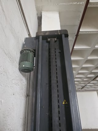 Máquina retractiladora de palets