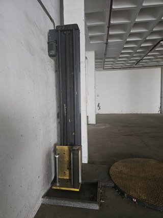 Máquina retractiladora de palets