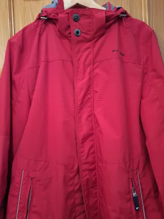 Anorak hombre rojo
