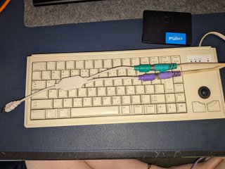 Teclado Cherry G84-4400 ML