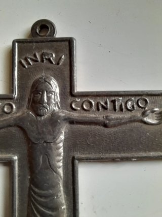 Crucifijo INRI Cuento Contigo