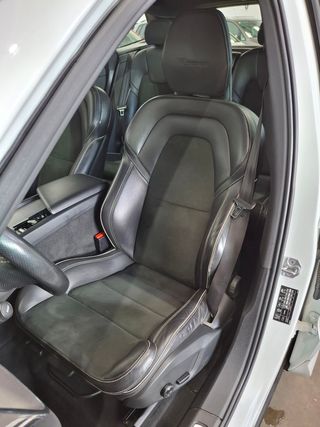 Volvo XC60 2.0 D4 R-Design Auto