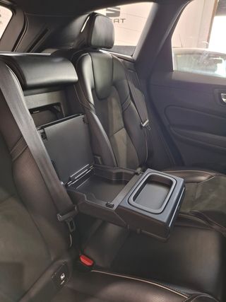 Volvo XC60 2.0 D4 R-Design Auto