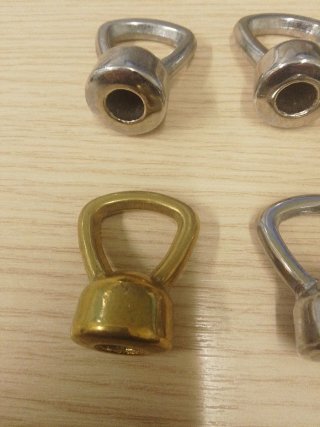 7 Inserti metallici