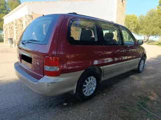 KIA Carnival 2.9 crdi único dueño