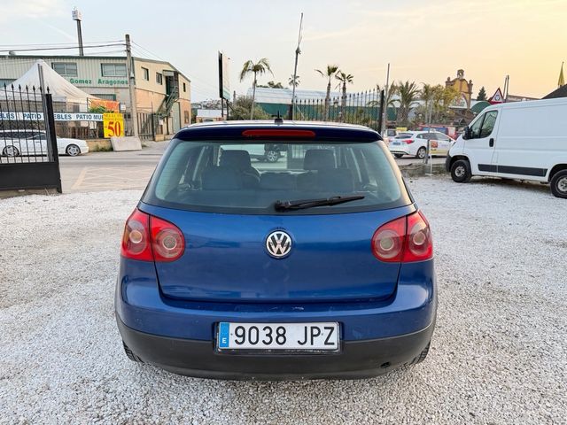 Volkswagen Golf 2005