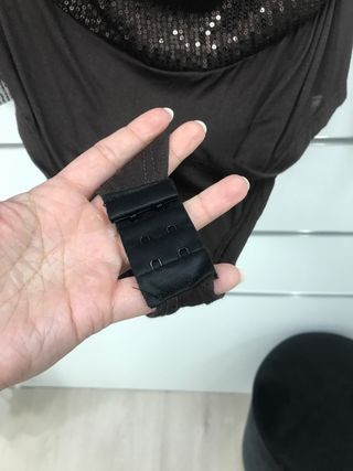 Body lentejuelas negro y dorado